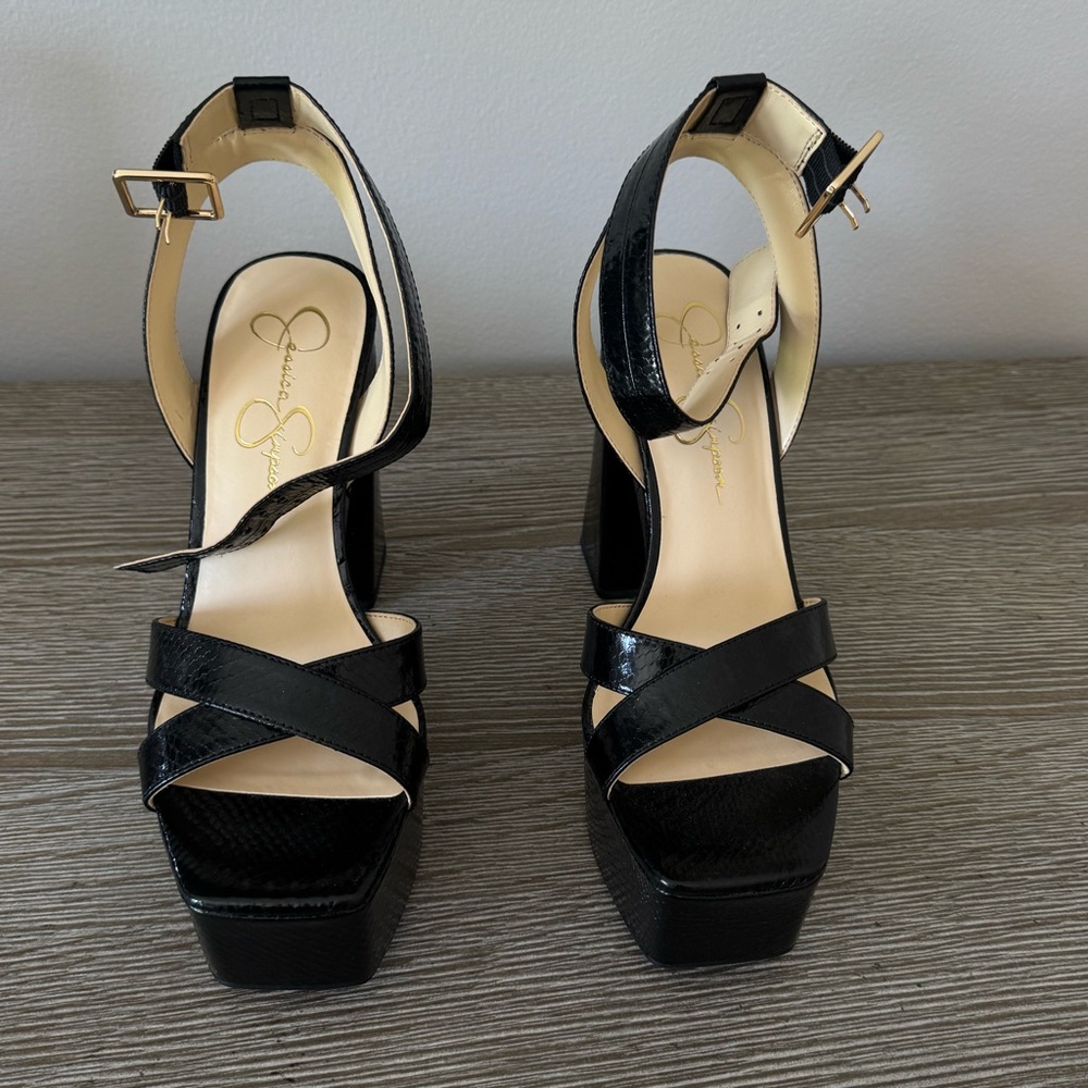 Jessica Simpson Black Platform Heels with Cross-Strap Design. Brand new! 🖤